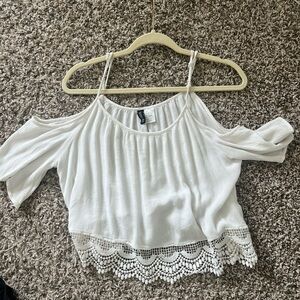 Flowy white tank with off the shoulder arms